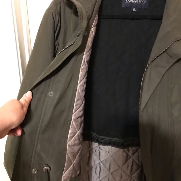 London Fog Hunter Green trench coat, size Medium - Picture 5 of 12